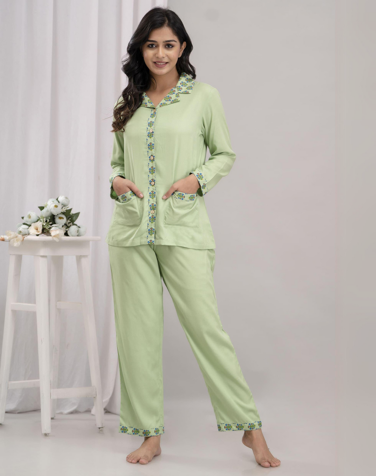 Full Sleeves Collar Neck Green Solid Women Night Suit